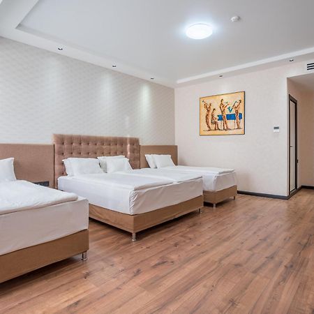 Olympus Hotel By Umbrella Tbilisi ภายนอก รูปภาพ